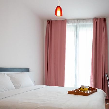 Sunny 1Bdr Apartment Near Center Sofia Exterior photo