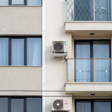 Sunny 1Bdr Apartment Near Center Sofia Exterior photo